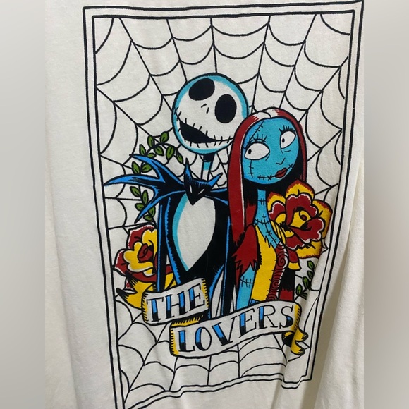 Plus size nightmare before Christmas graphic tee - Picture 3 of 4